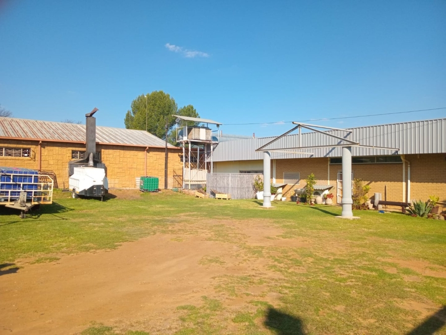  Bedroom Property for Sale in Hoopstad Free State